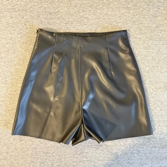 Zara Black Faux Leather Skort Size XS - Picture 4 of 4